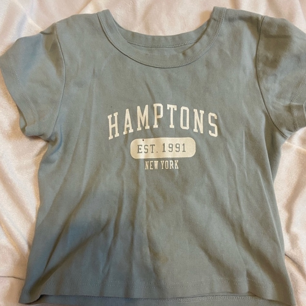Brandy Melville baby tee